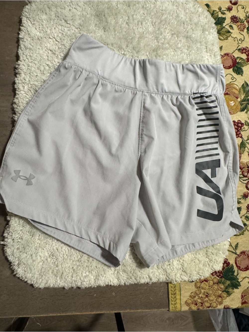 Under armor Women's Light Gray Athletic Shorts with Side Graphic